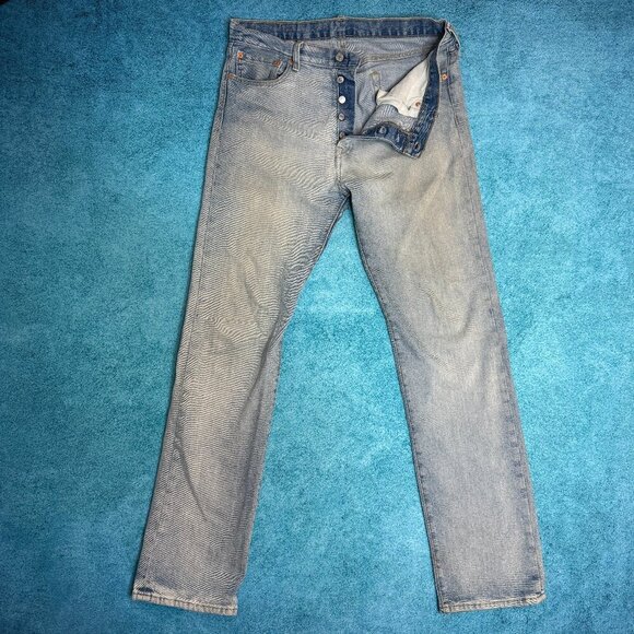 Levis 501 Jeans Men's Size 34x34 Straight Button Fly Red Tab Blue Fits 36x33 - Picture 1 of 15